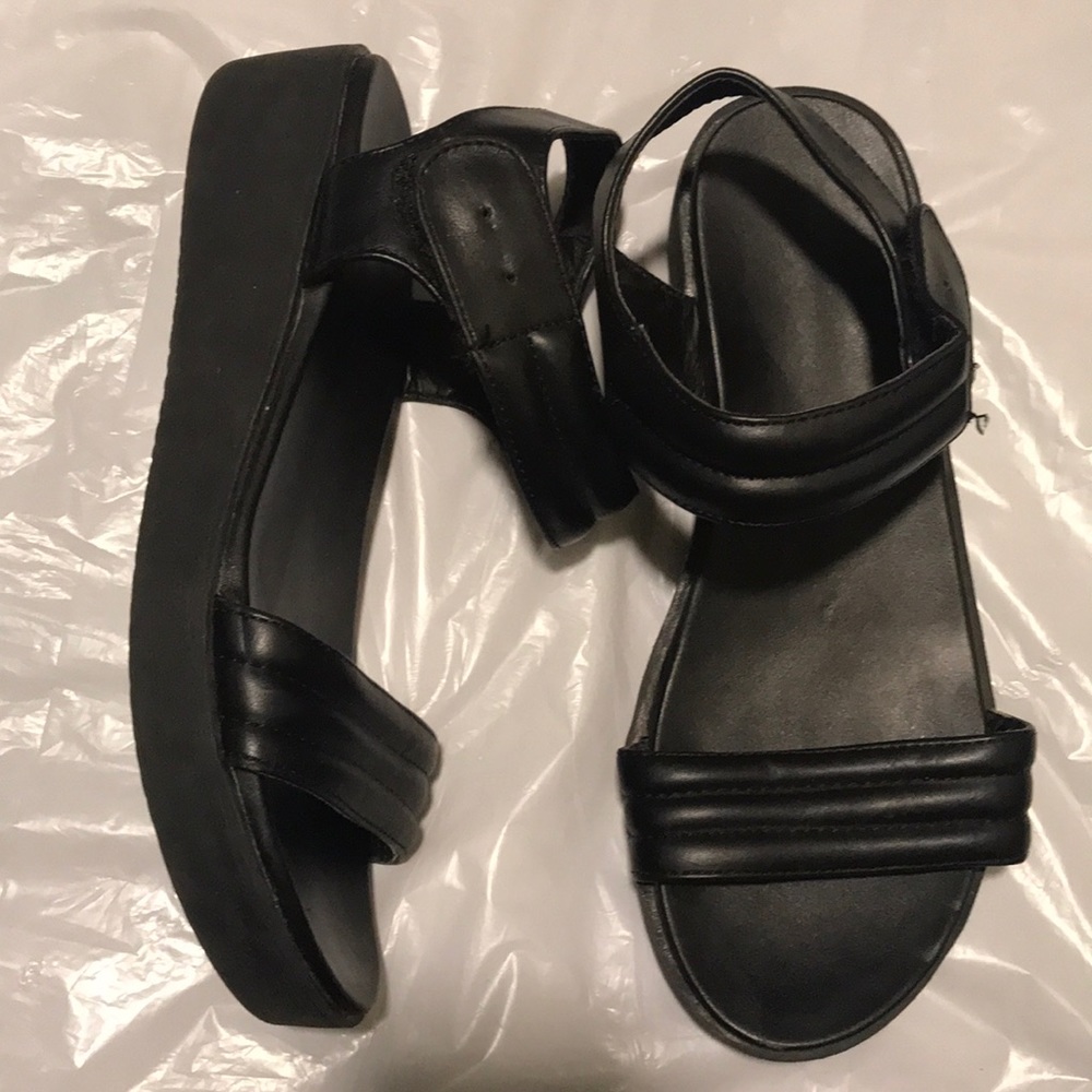 Women’s Sandals
